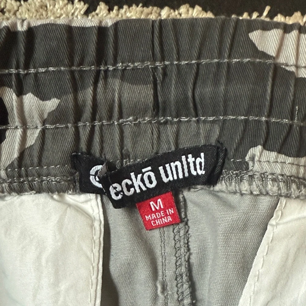Ecko Unlimited Gray Camouflage Joggers - Picture 2 of 6